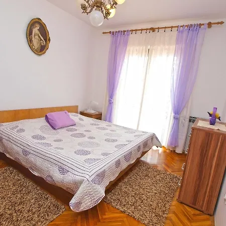 Apartamento Nives 748