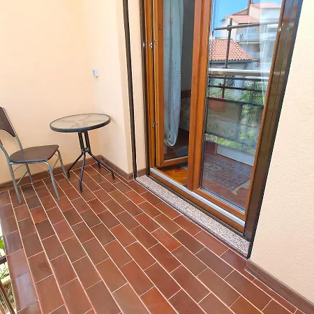 Nives 748 Apartamento